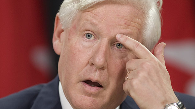 Interim Liberal leader Bob Rae says a government fax reveals the department of immigration has frozen applications for overseas parental sponsorships under the family reunification program. 