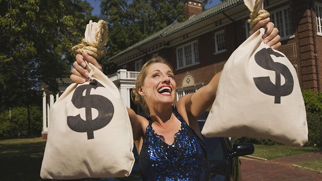 528750-money-bags.jpg